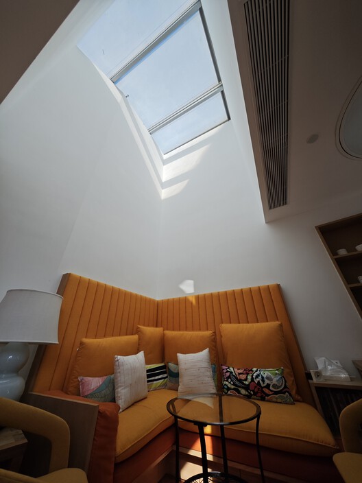 静谧中的希望：探访弗兰克·盖里设计的香港玛吉中心 - 13 的图像 25