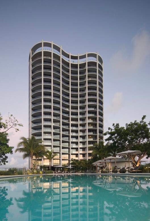 迈阿密建筑城市指南：塑造大西洋海岸热带密集风貌的22个项目 - 2 的图像 41