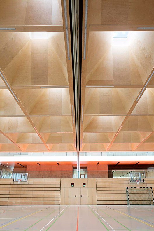 驾驭垂直照明：营造空间纵深感与舒适度的策略 - 2 的图像 9