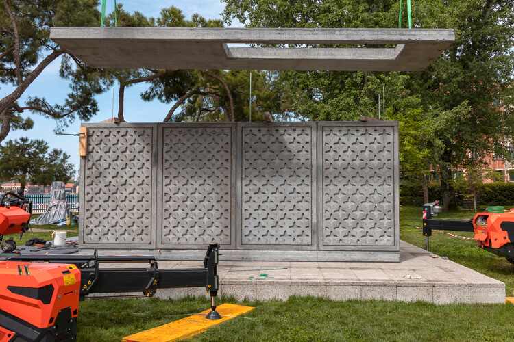 专访 Alejandro Aravena ，探讨渐进式解决方案与零净碳排放混凝土 - 9 的图像 34