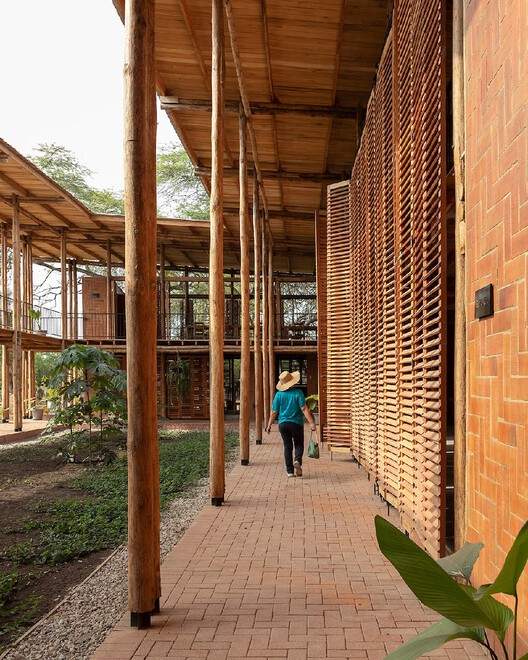 2025年威尼斯建筑双年展西班牙馆：内在性，旨在实现地域平衡的建筑构想 - 92 的图像 97