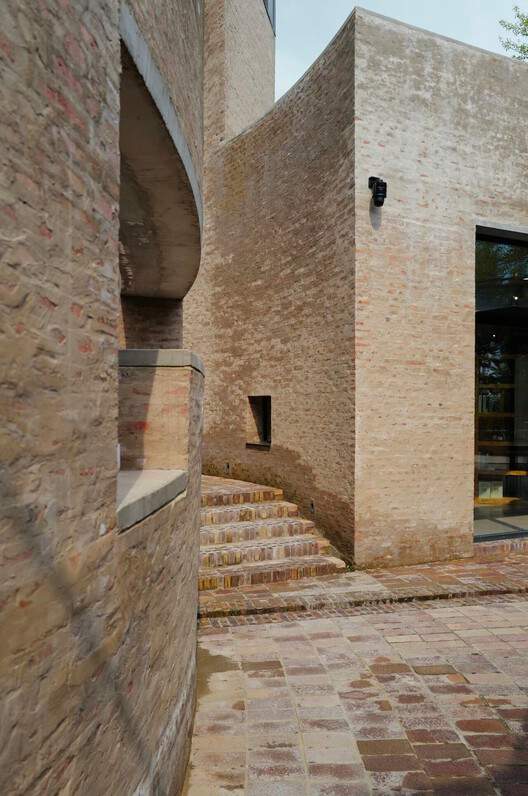 西乌素图村民中心获阿卡汗建筑奖，专访张鹏举 - 24 的图像 34